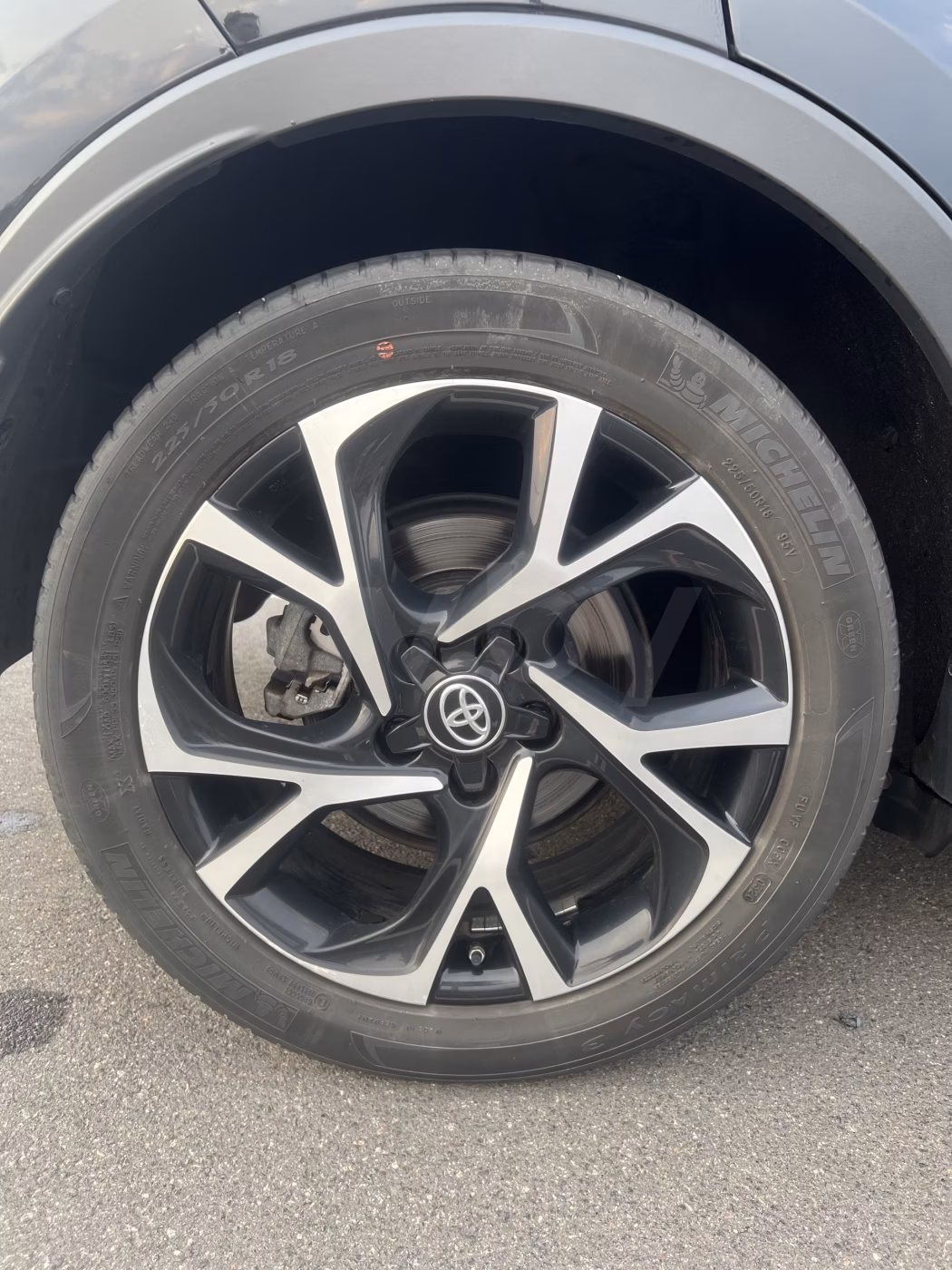 Toyota C-HR фото 7