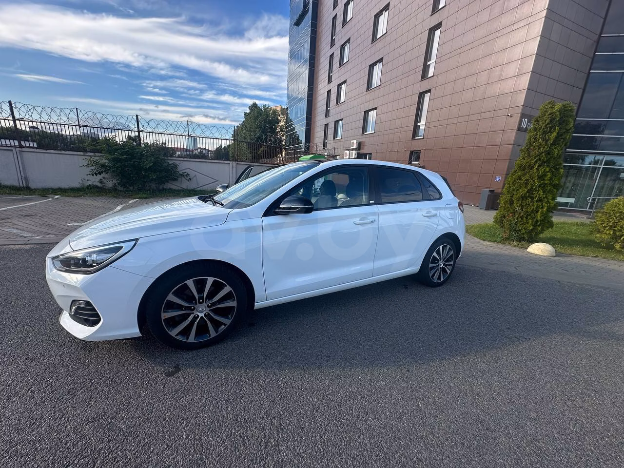 Hyundai i30 фото 2