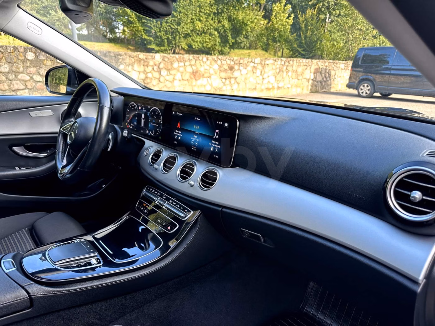 Mercedes-Benz E-Класс фото 9