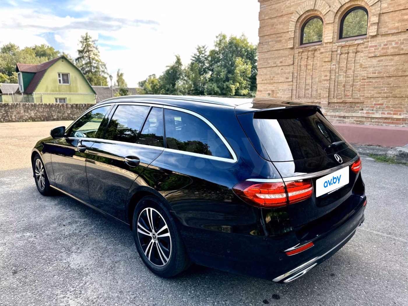 Mercedes-Benz E-Класс фото 2