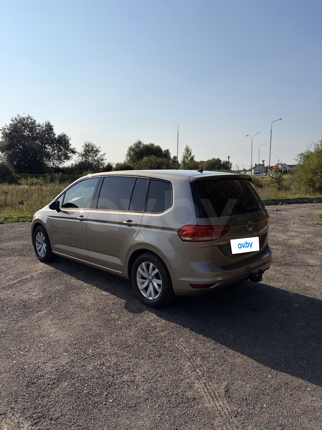 Volkswagen Touran фото 6