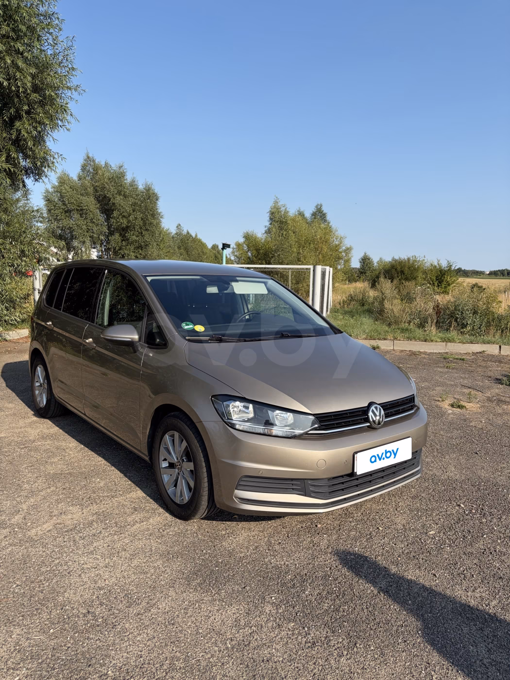 Volkswagen Touran фото 2