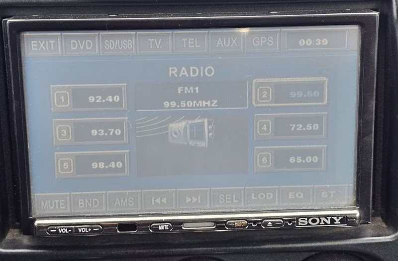 Suzuki Liana фото 20