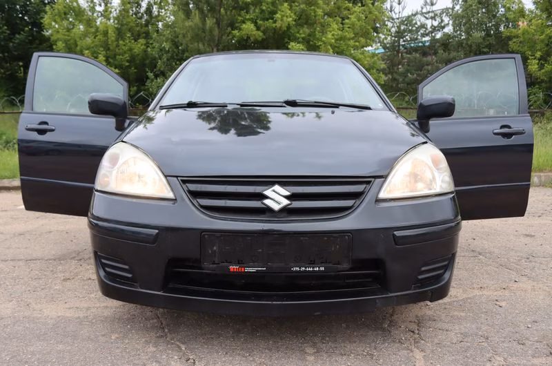 Suzuki Liana фото 28