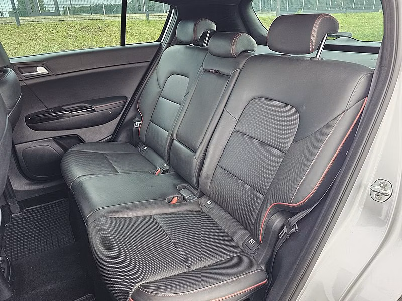 Kia Sportage фото 14