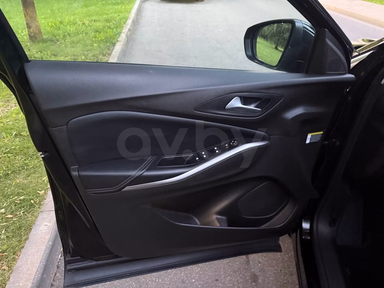 Opel Grandland X фото 9