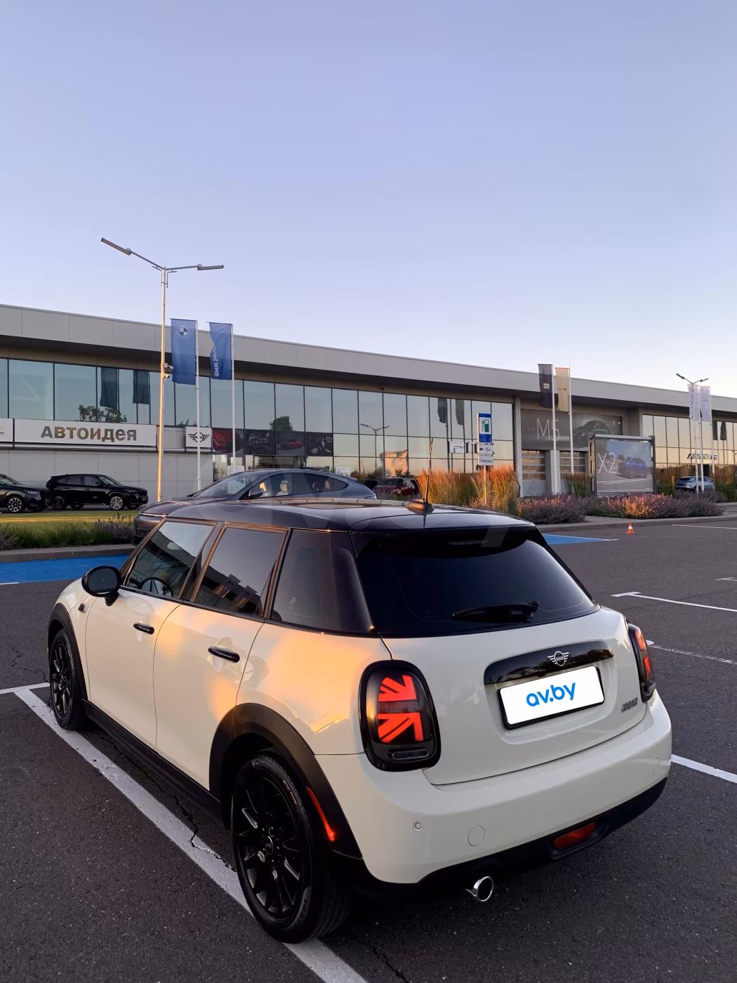 MINI Hatch фото 4