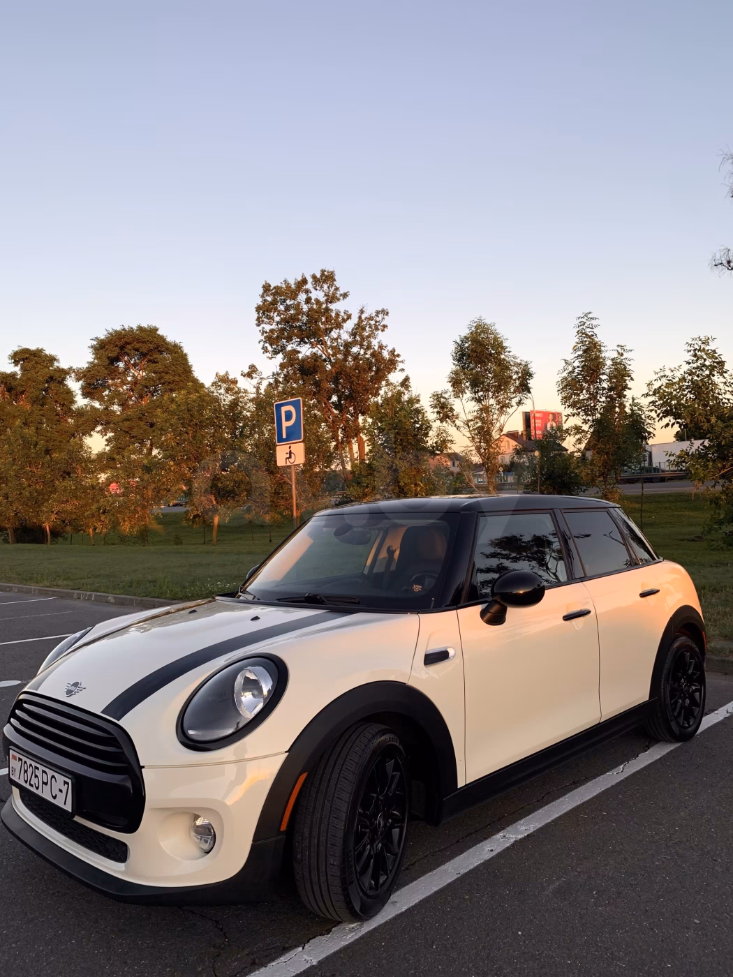 MINI Hatch фото 8