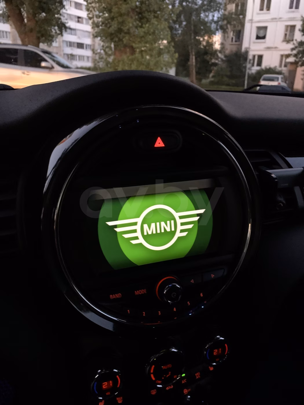 MINI Hatch фото 13