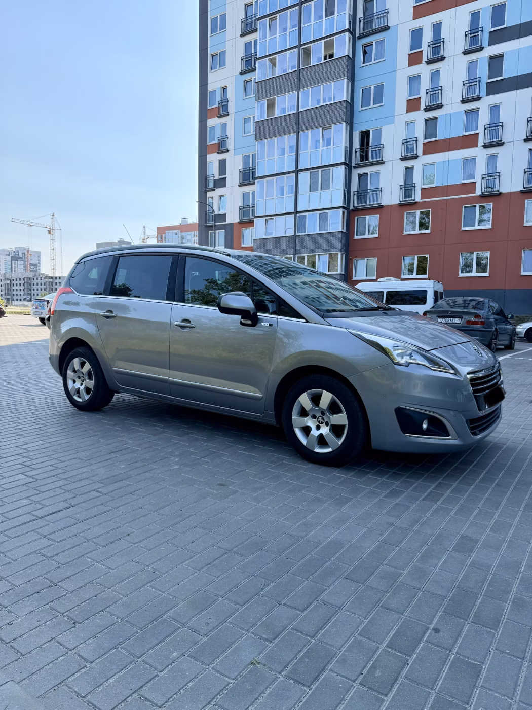 Peugeot 5008