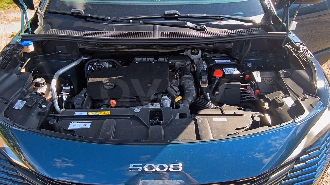 Peugeot 5008 фото 16