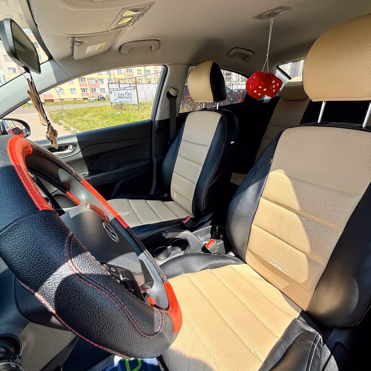 Hyundai Accent фото 8