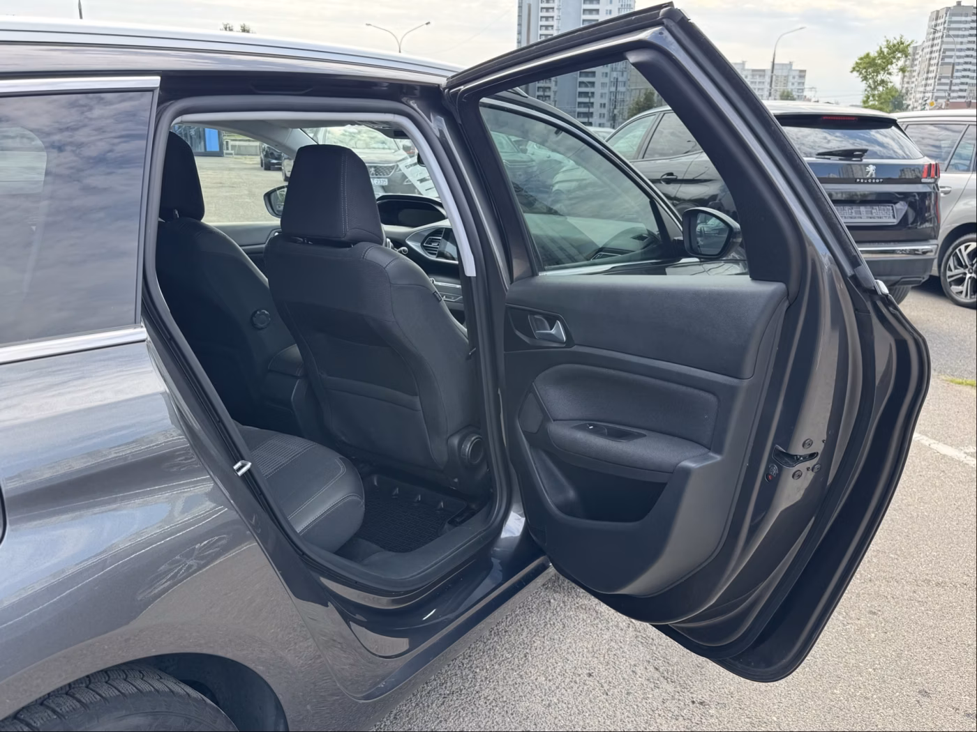 Peugeot 308 фото 15