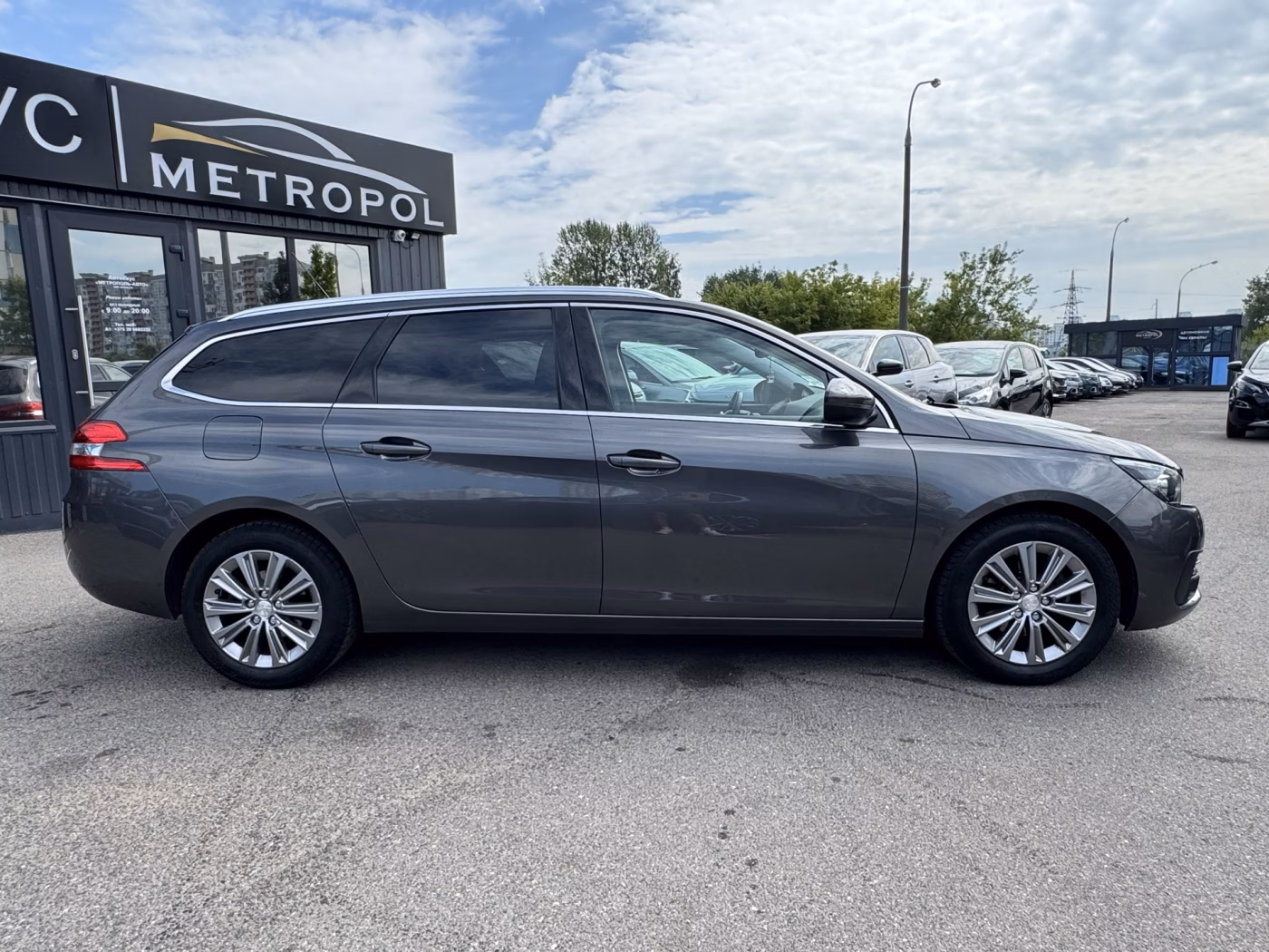 Peugeot 308 фото 8