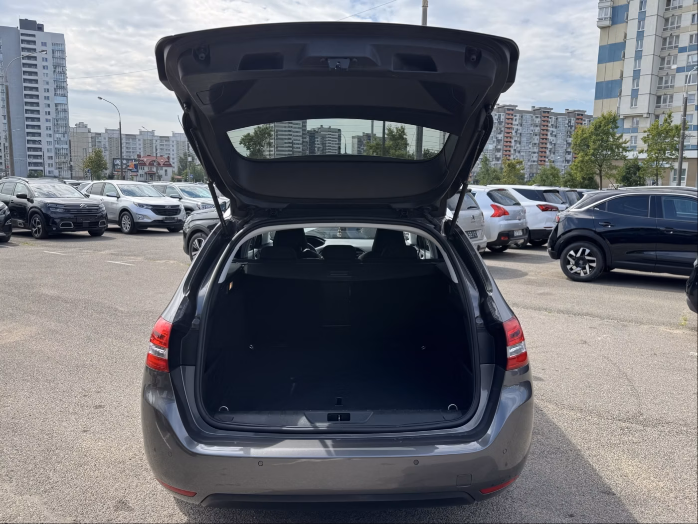 Peugeot 308 фото 13
