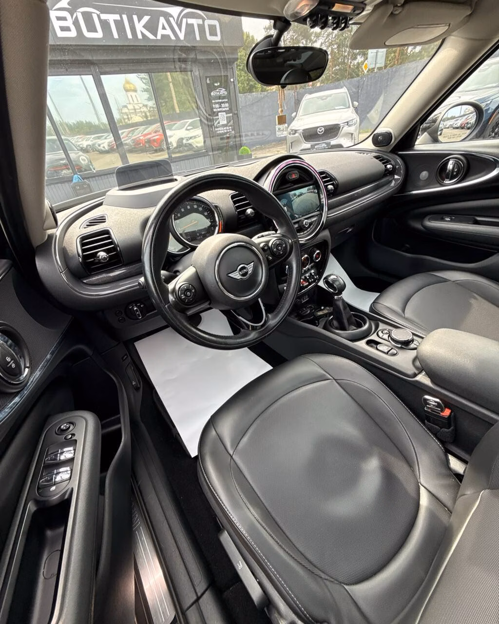 MINI Clubman фото 9