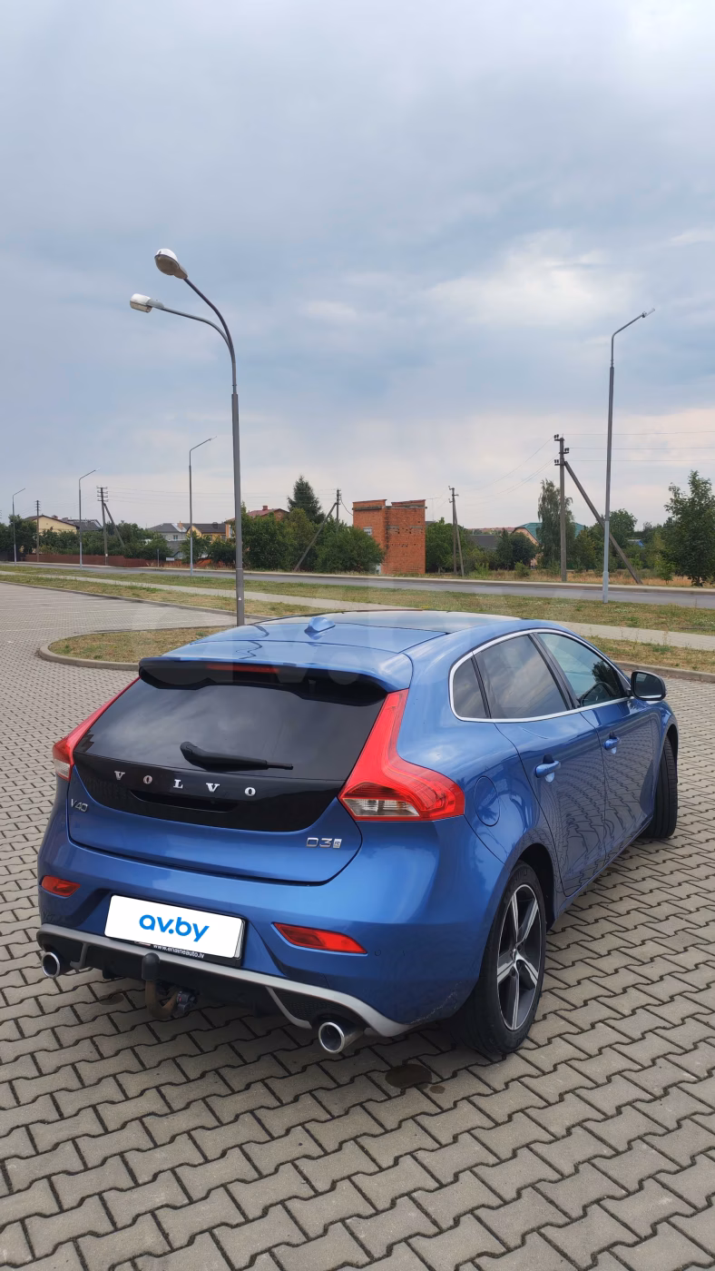 Volvo V40 фото 5