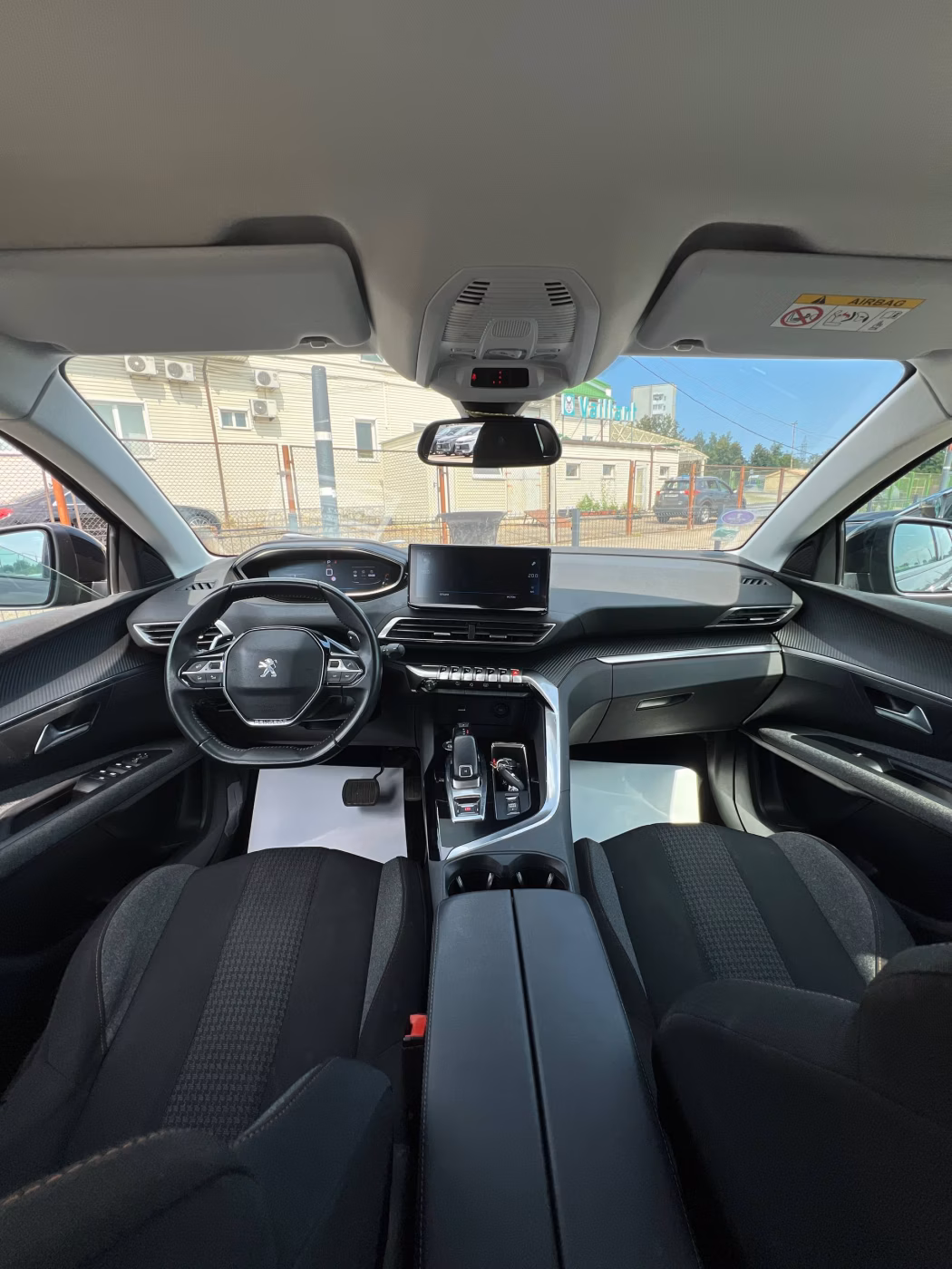 Peugeot 3008 фото 11