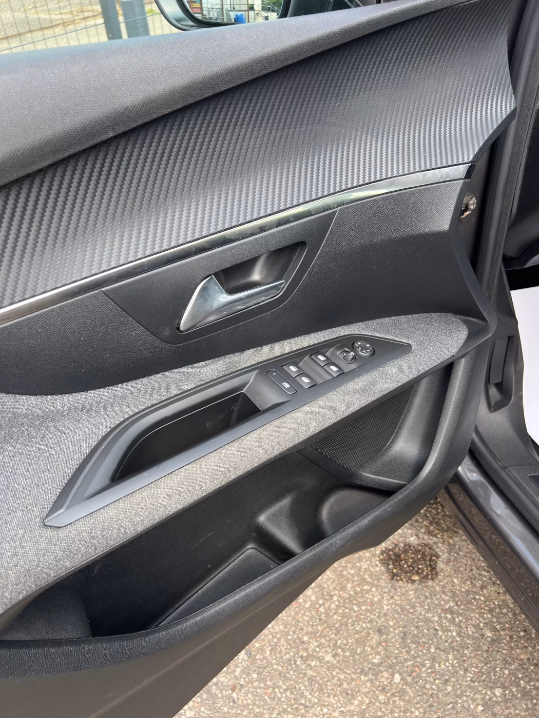 Peugeot 3008 фото 16