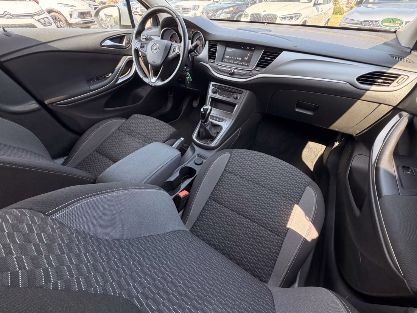 Opel Astra фото 14