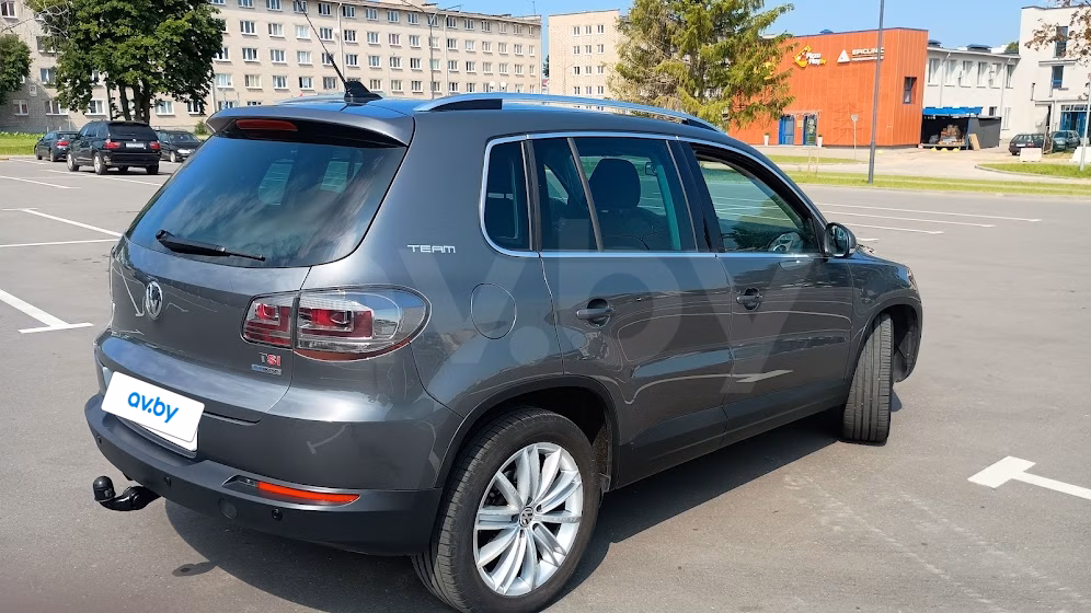 Volkswagen Tiguan фото 2
