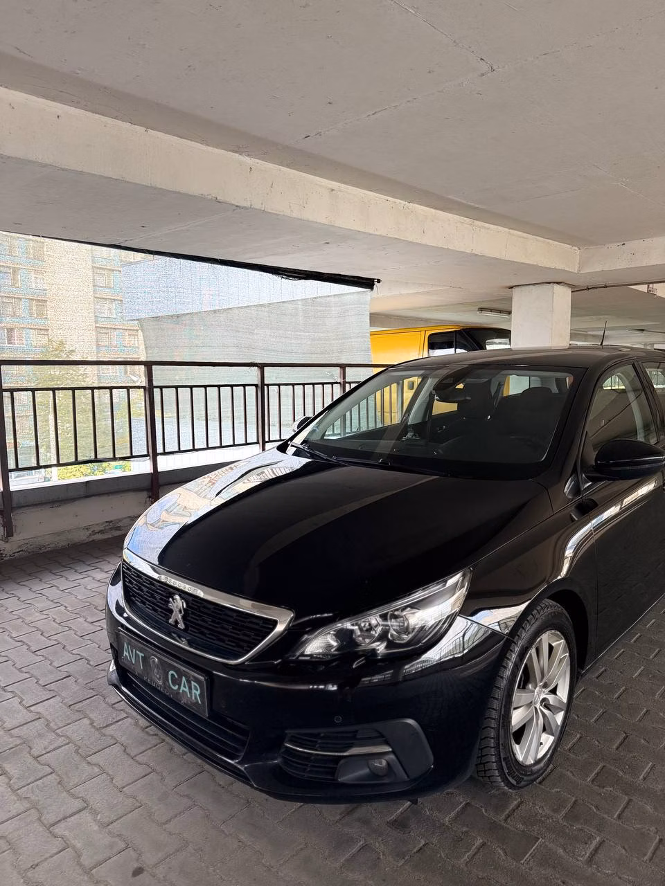 Peugeot 308 фото 3