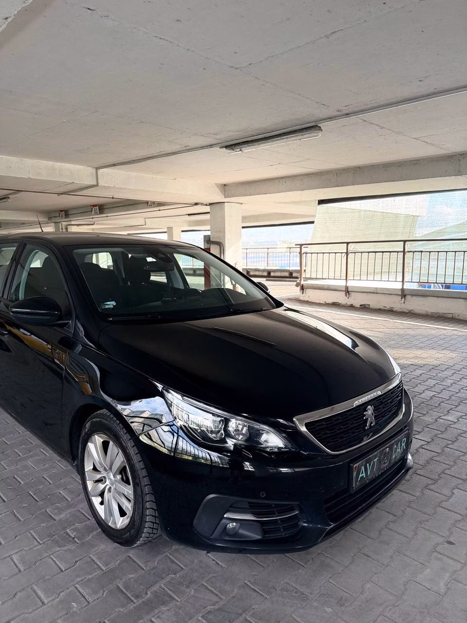 Peugeot 308 фото 9