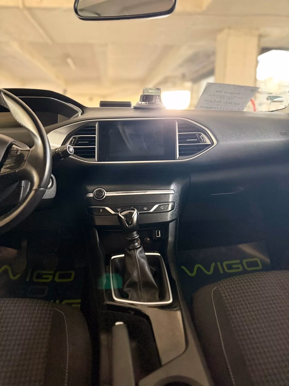 Peugeot 308 фото 12