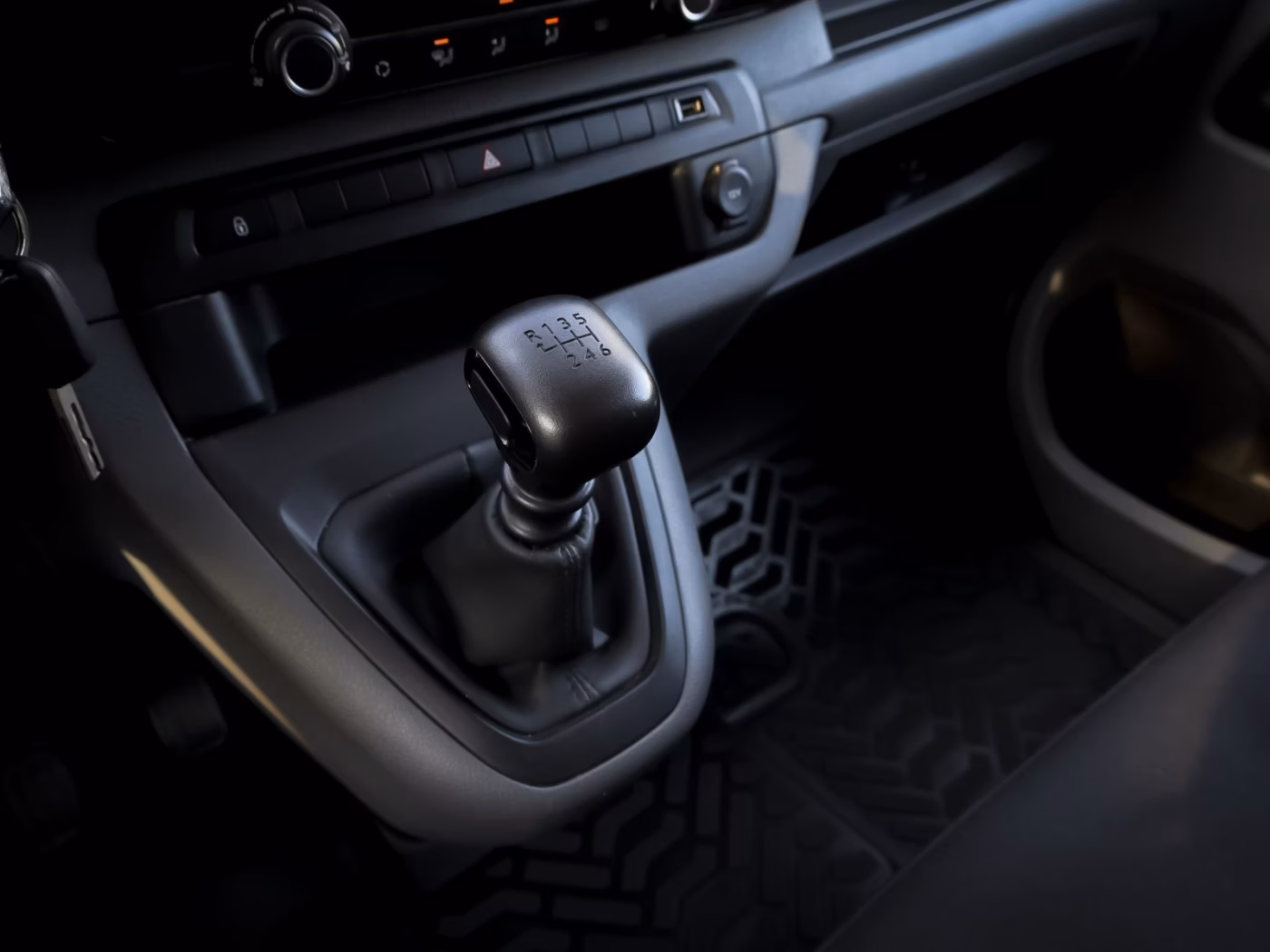 Peugeot Expert фото 16