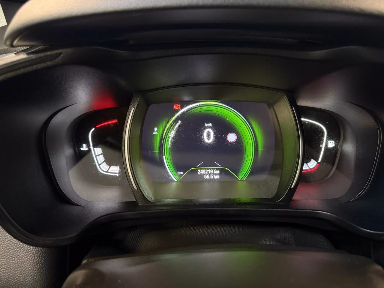 Renault Kadjar фото 17