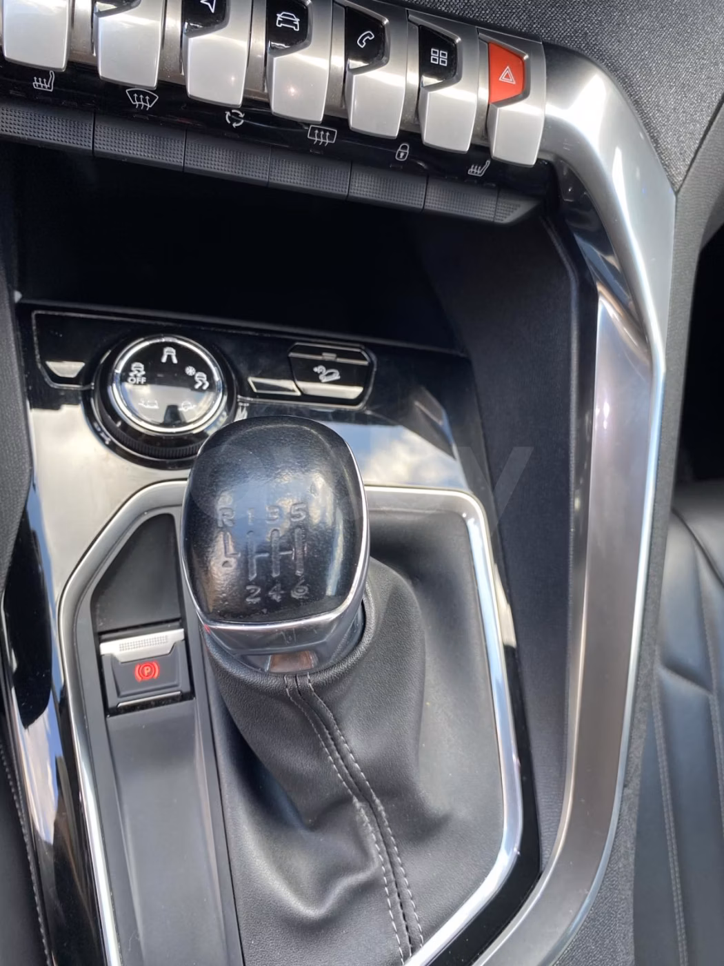 Peugeot 3008 фото 13