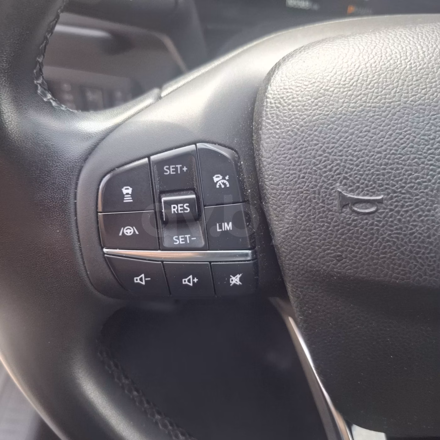 Ford Kuga фото 13
