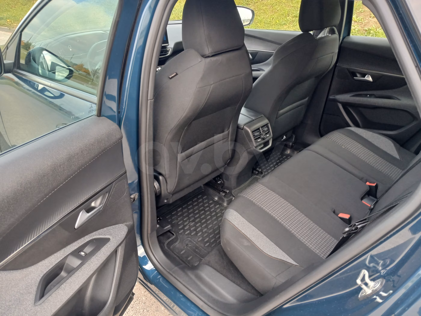 Peugeot 3008 фото 8