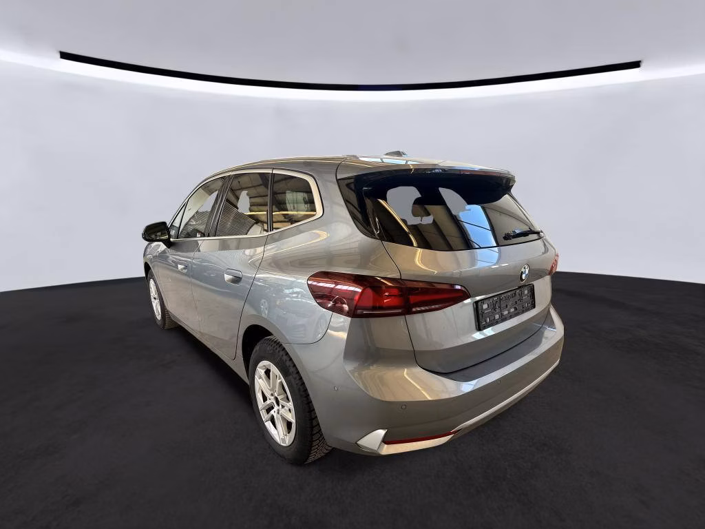 BMW 2 серия Active Tourer фото 27