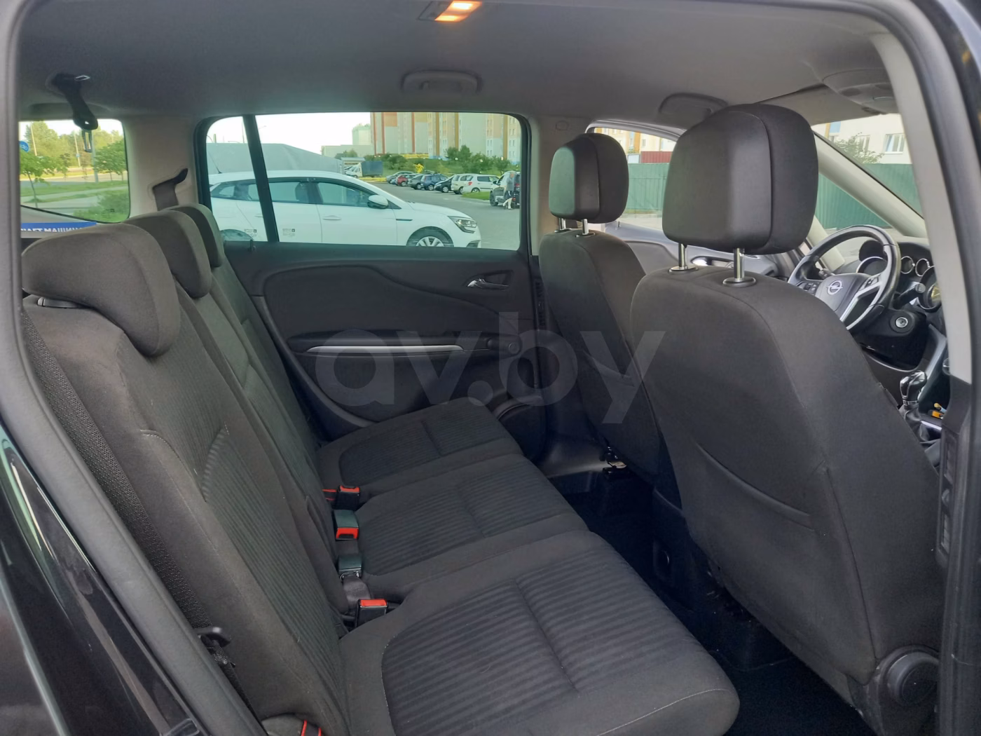 Opel Zafira фото 19