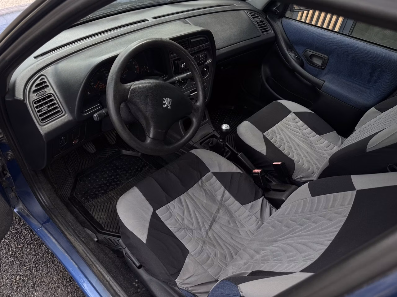 Peugeot 306 фото 6