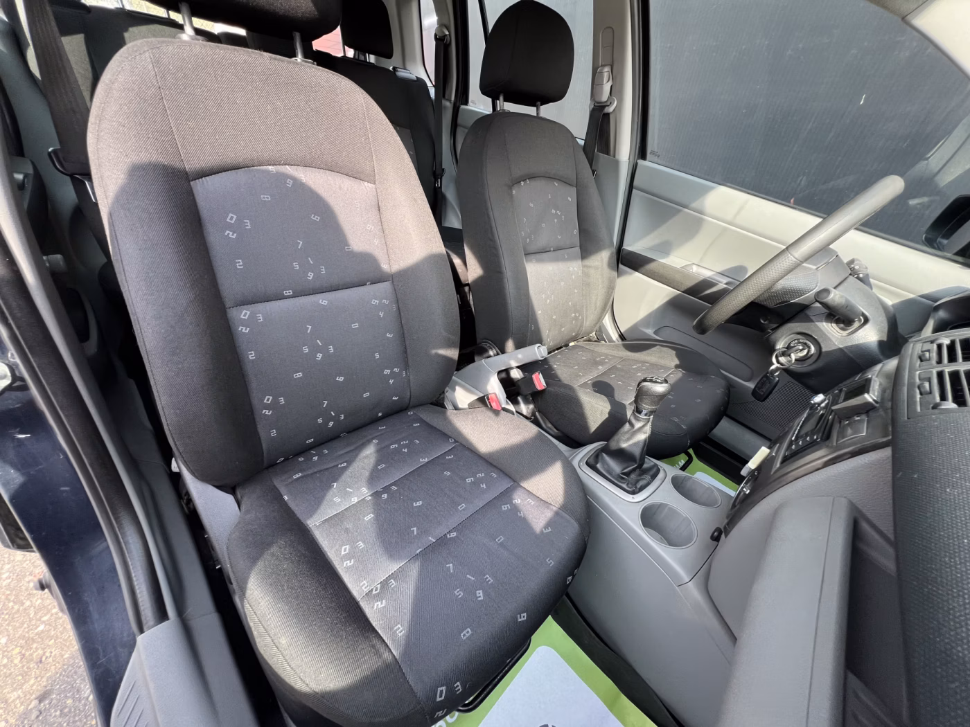 Mazda 2 фото 23