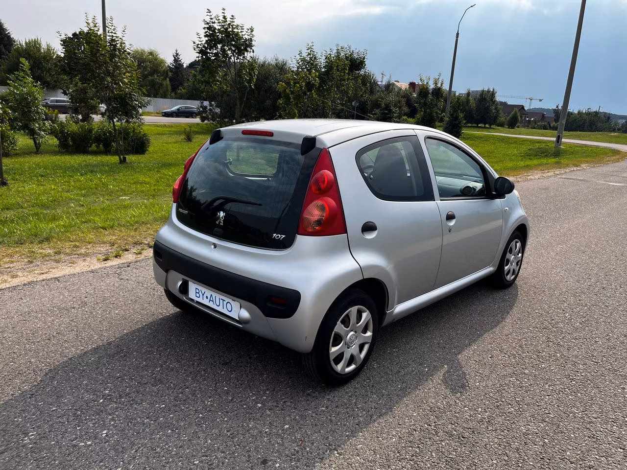 Peugeot 107 фото 3