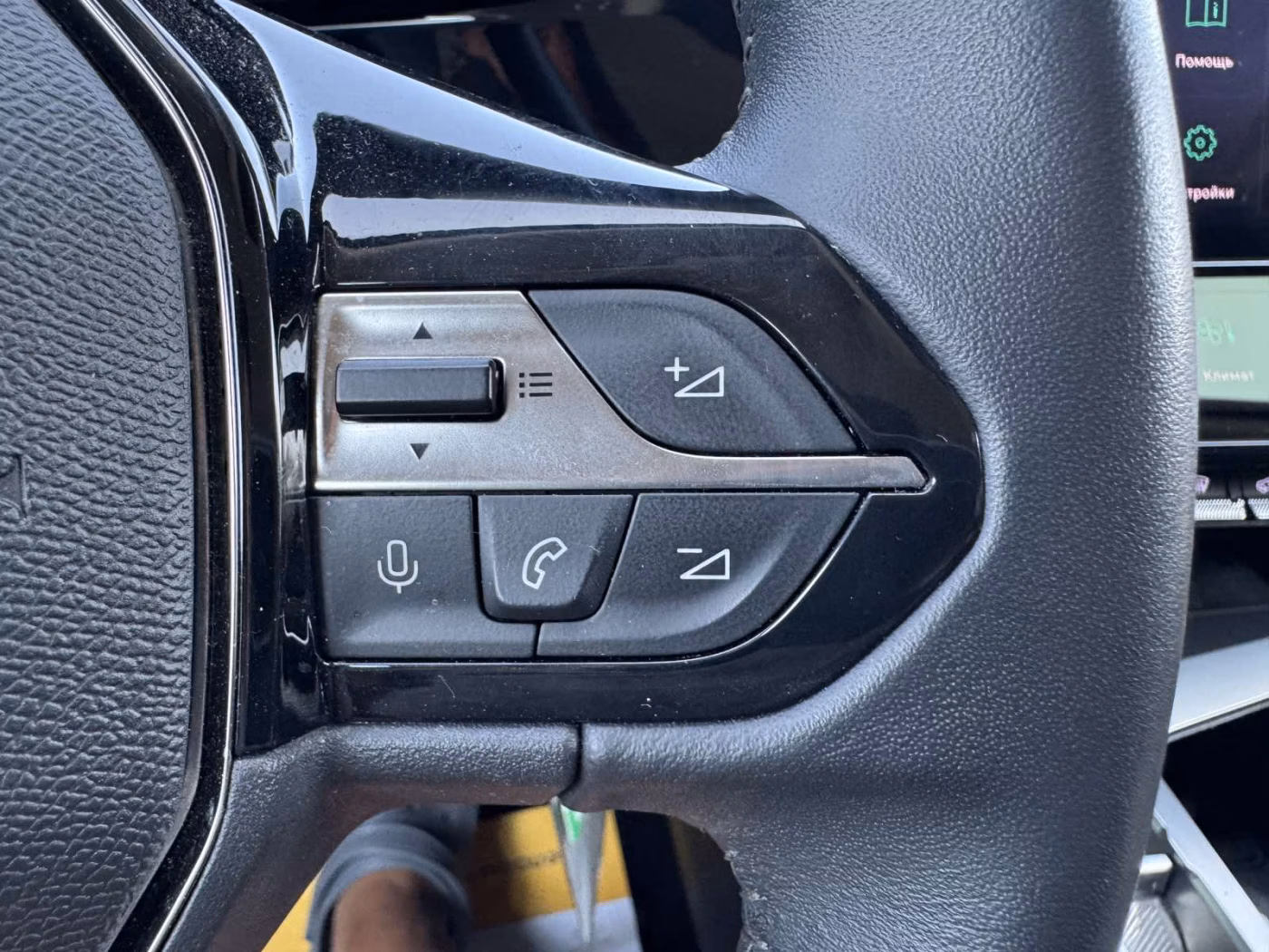 Peugeot 308 фото 16