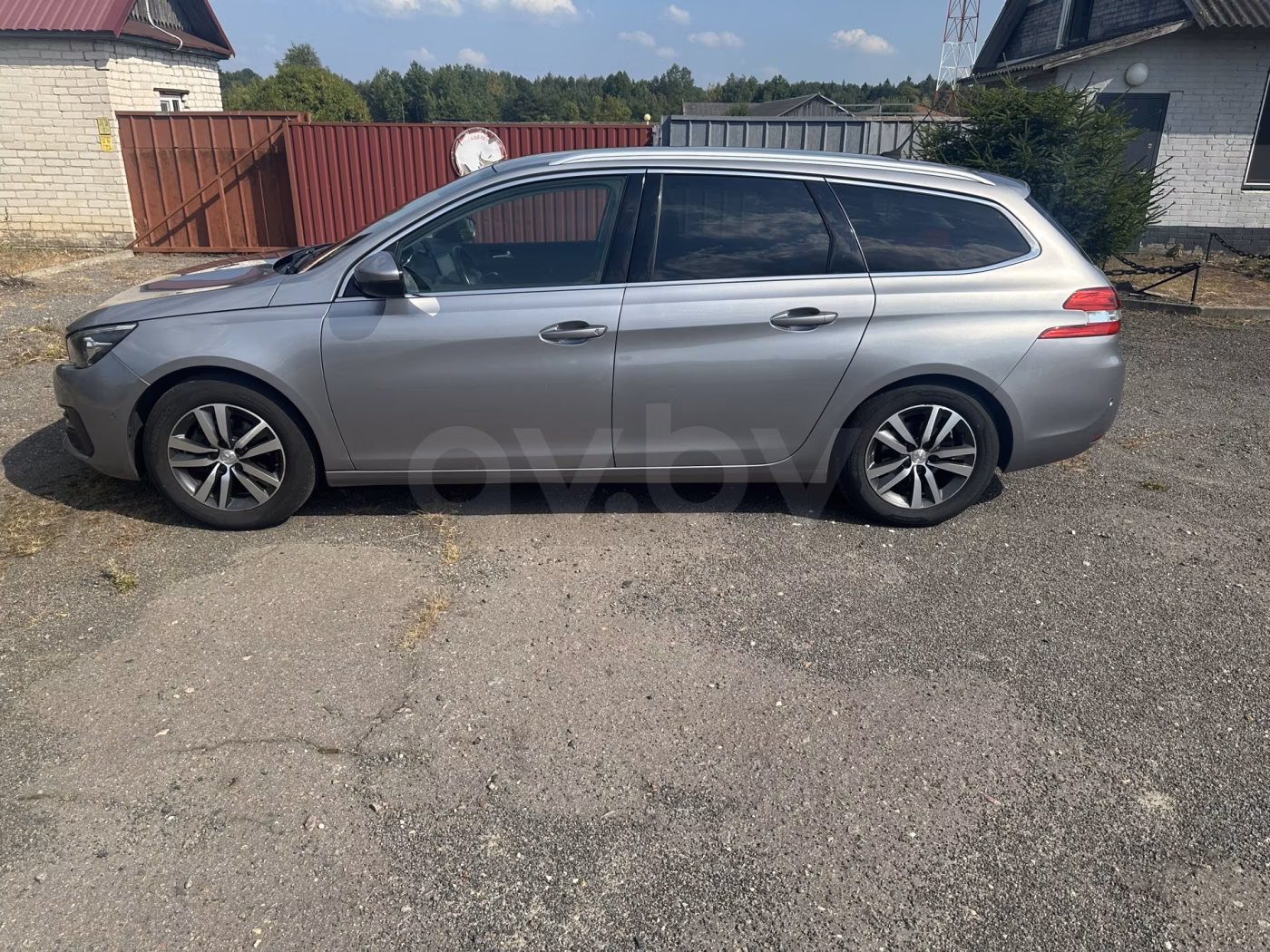 Peugeot 308 фото 2