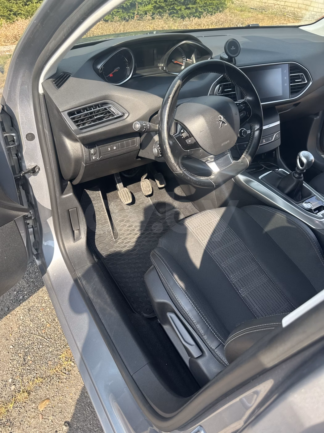 Peugeot 308 фото 10