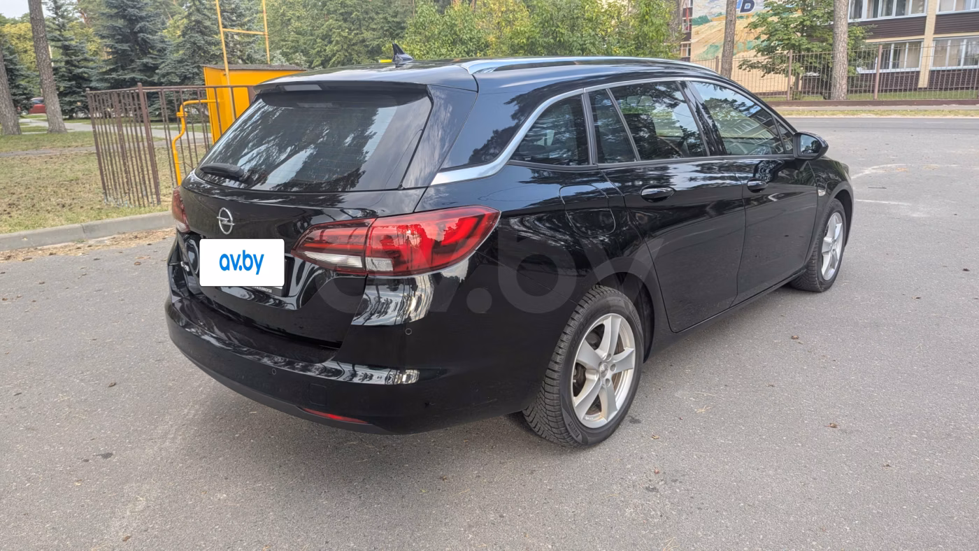 Opel Astra фото 6
