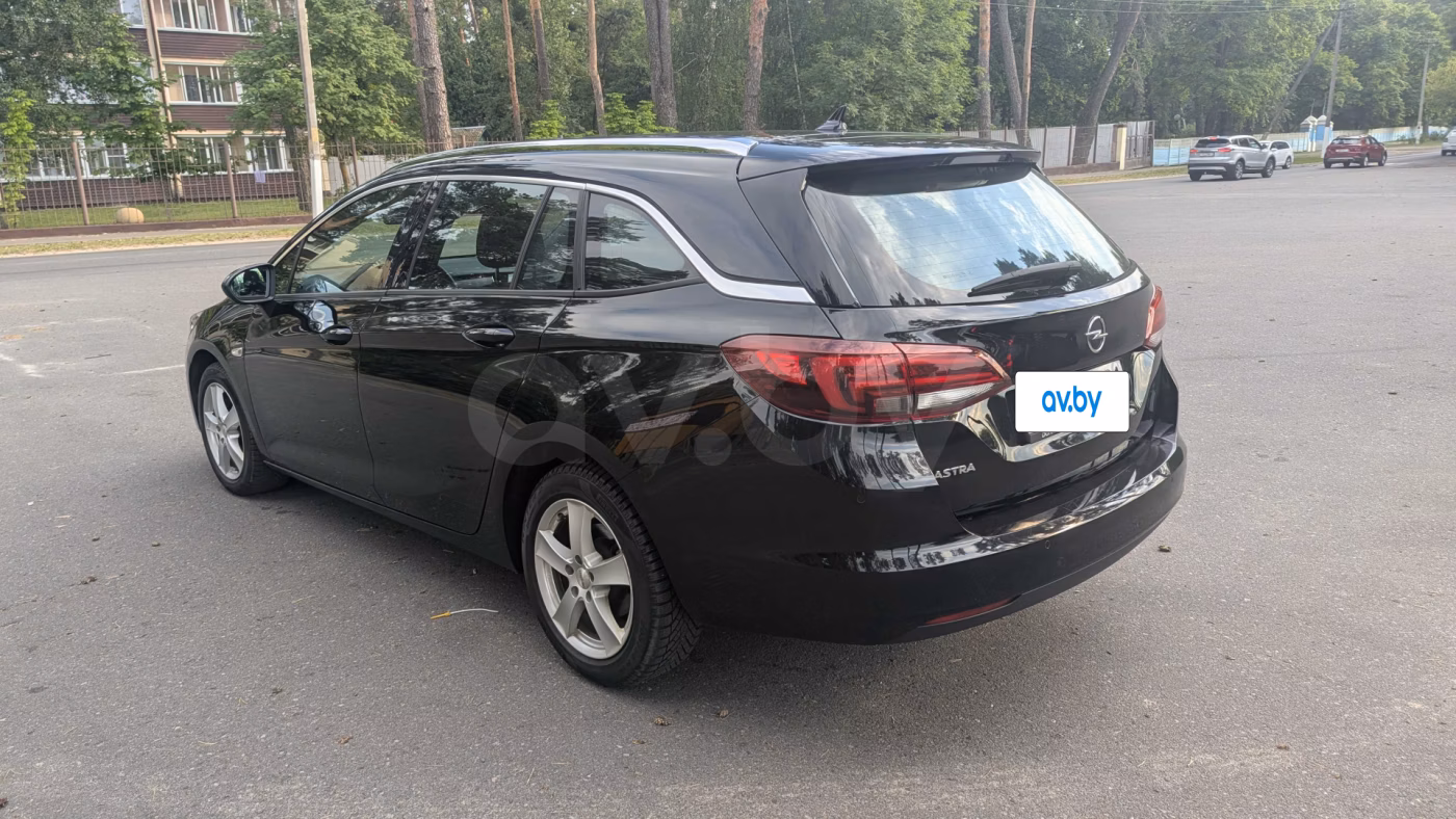 Opel Astra фото 4