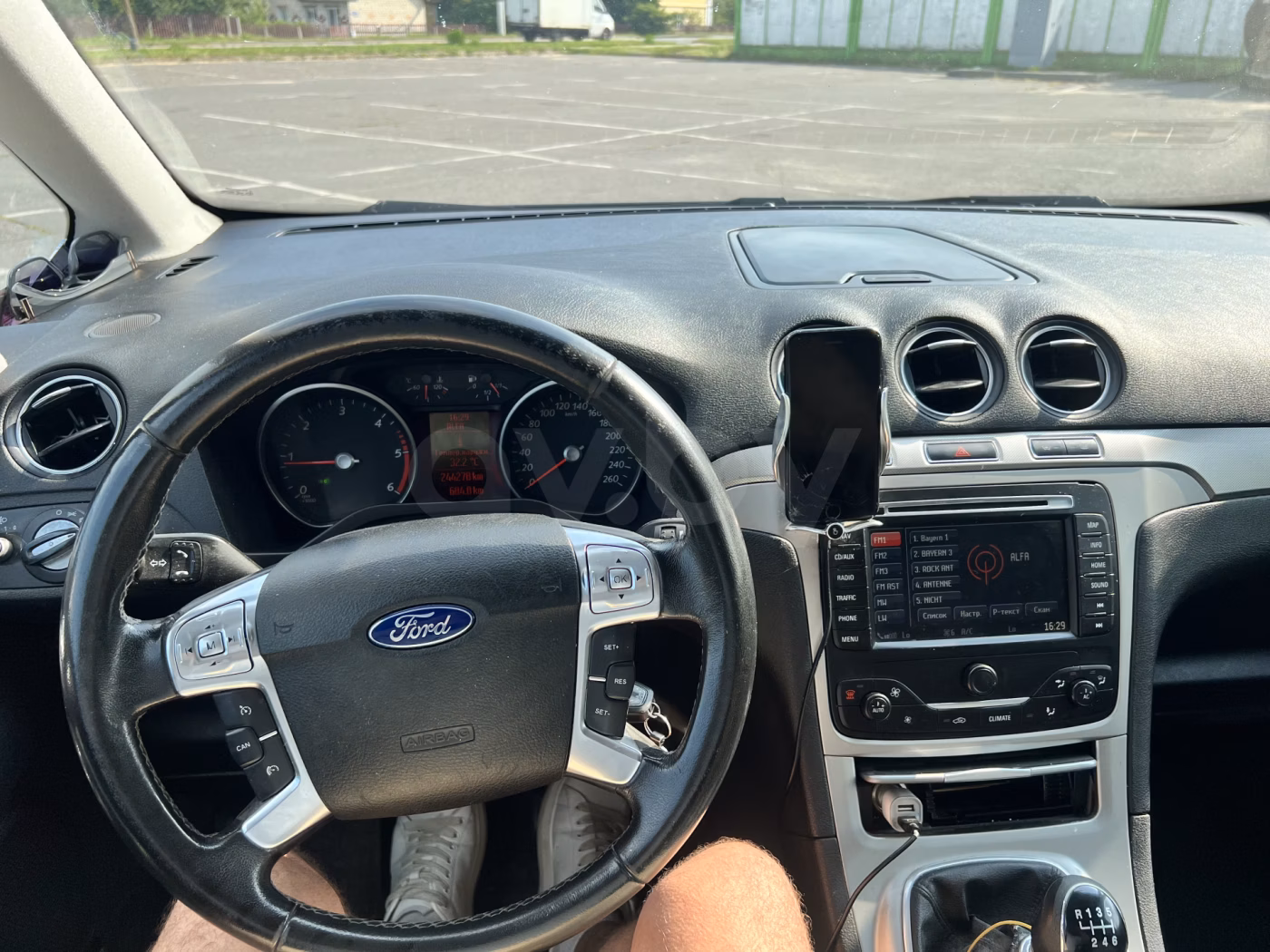 Ford Galaxy фото 14