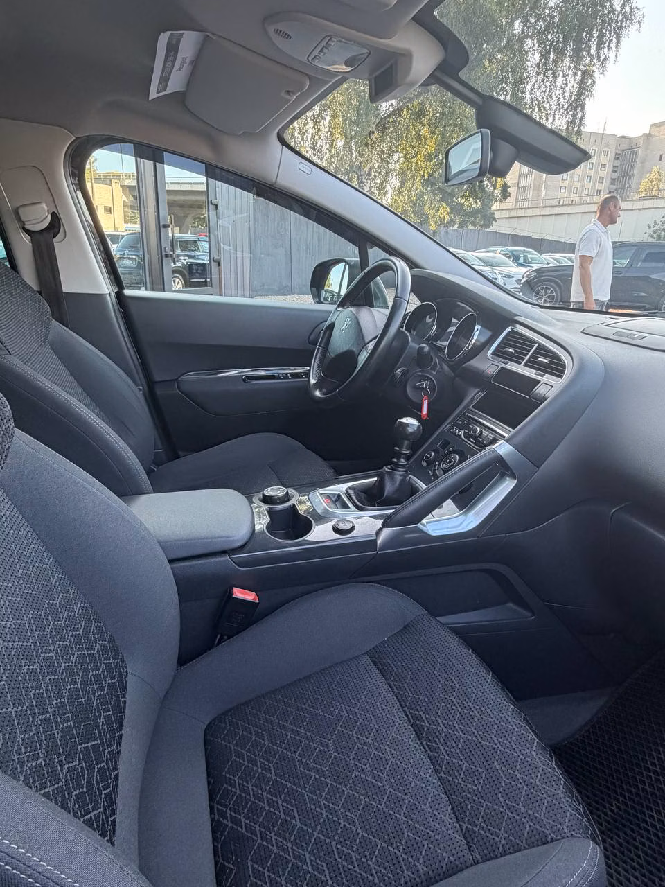 Peugeot 3008 фото 13