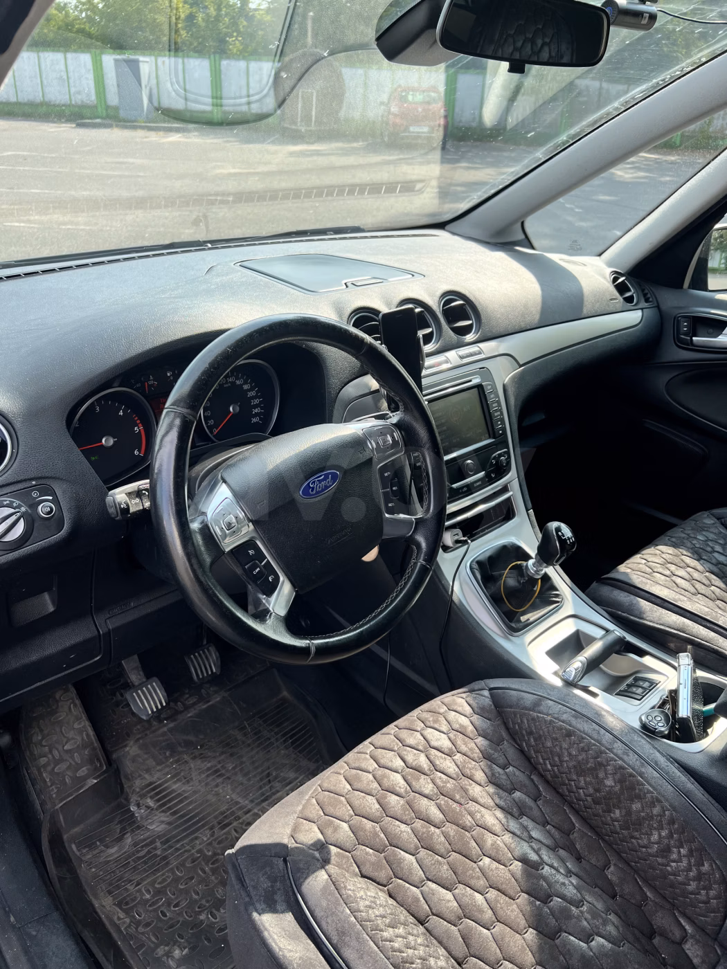 Ford Galaxy фото 13