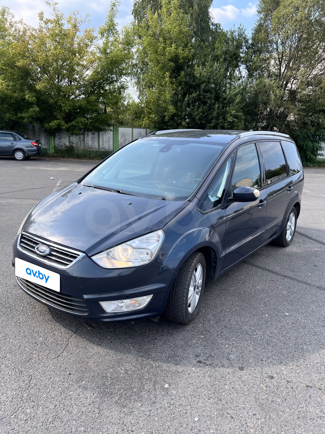 Ford Galaxy фото 11