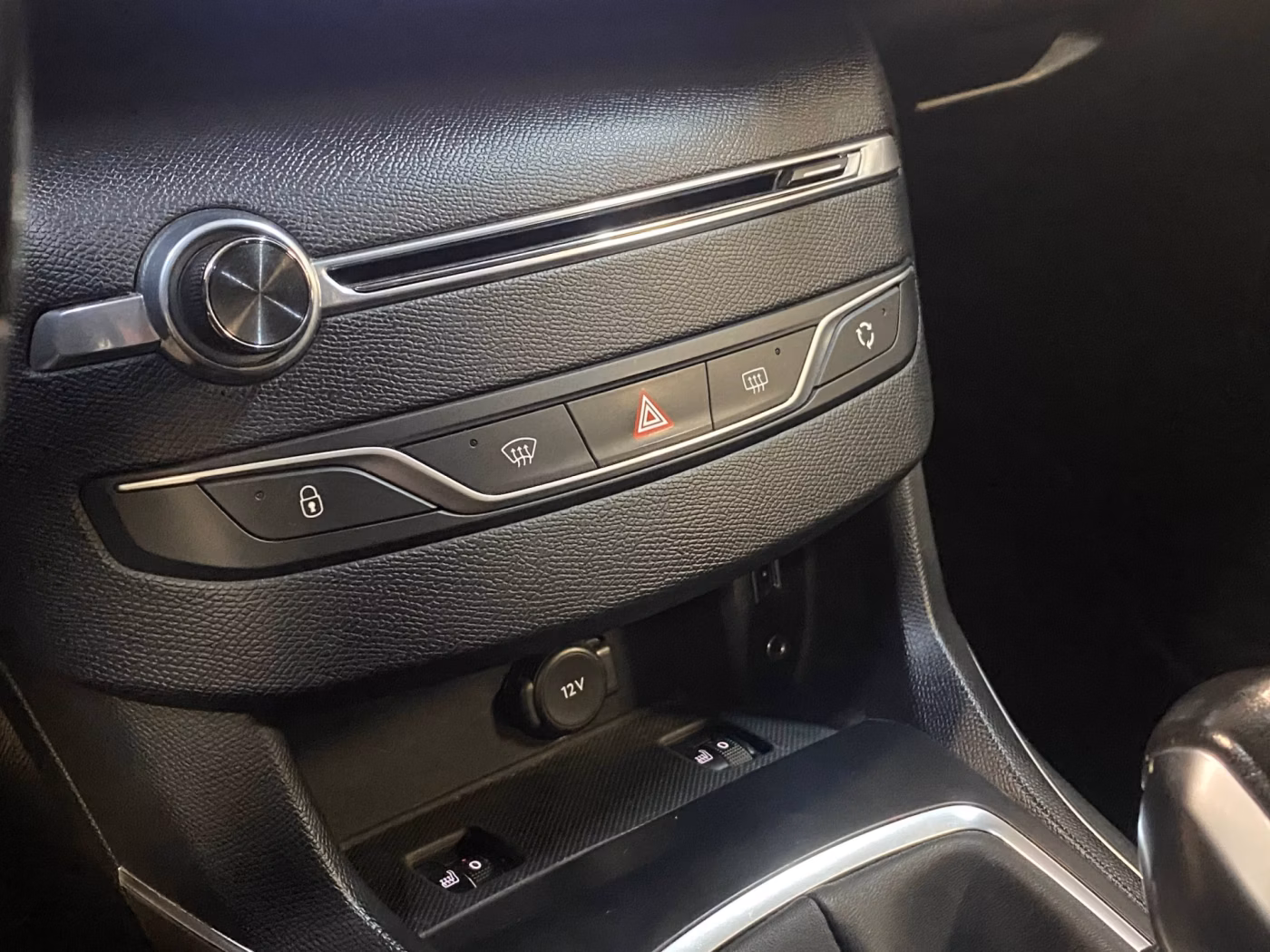 Peugeot 308 фото 13