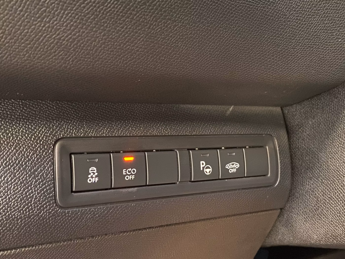 Peugeot 308 фото 10