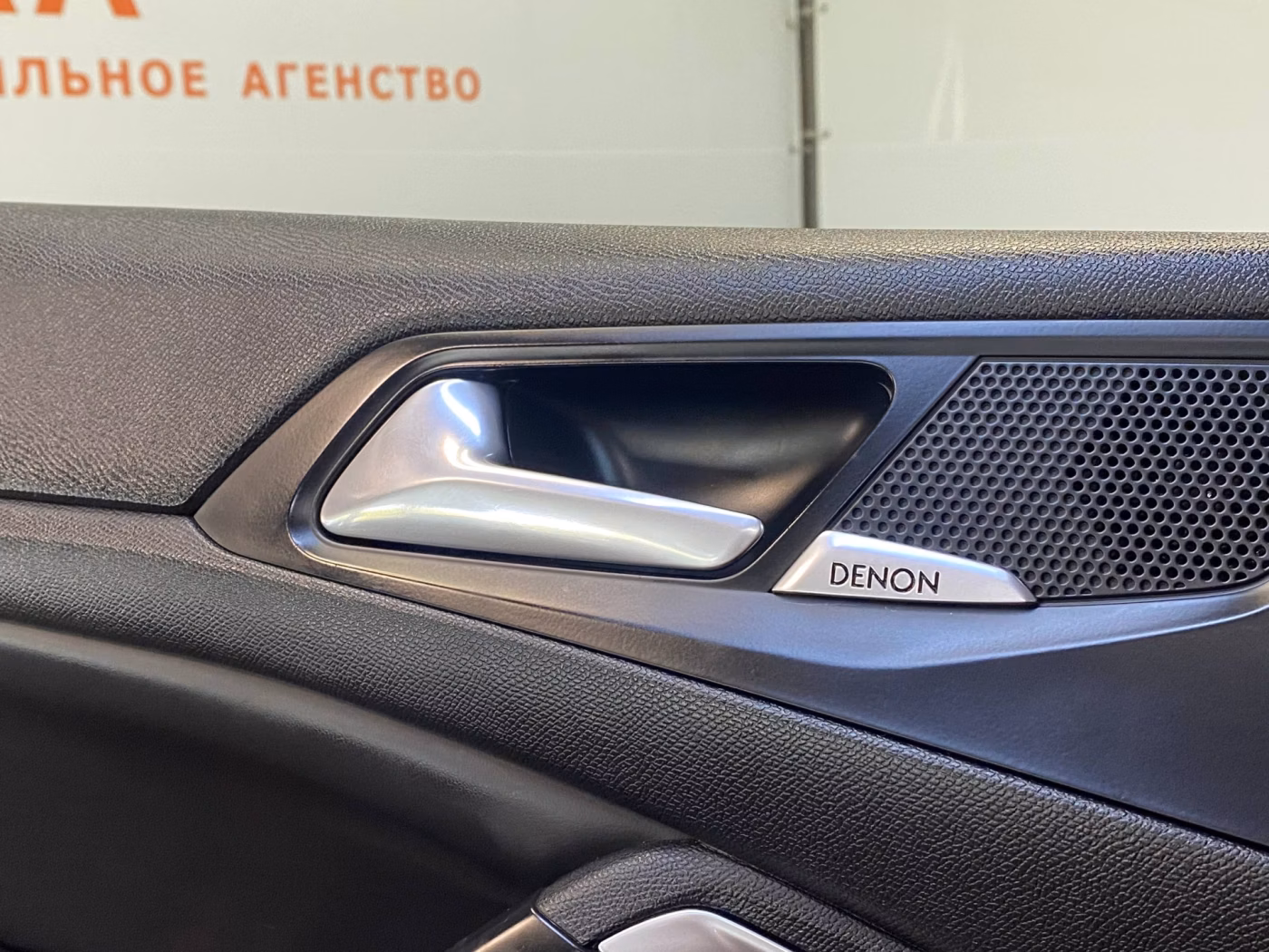 Peugeot 308 фото 9